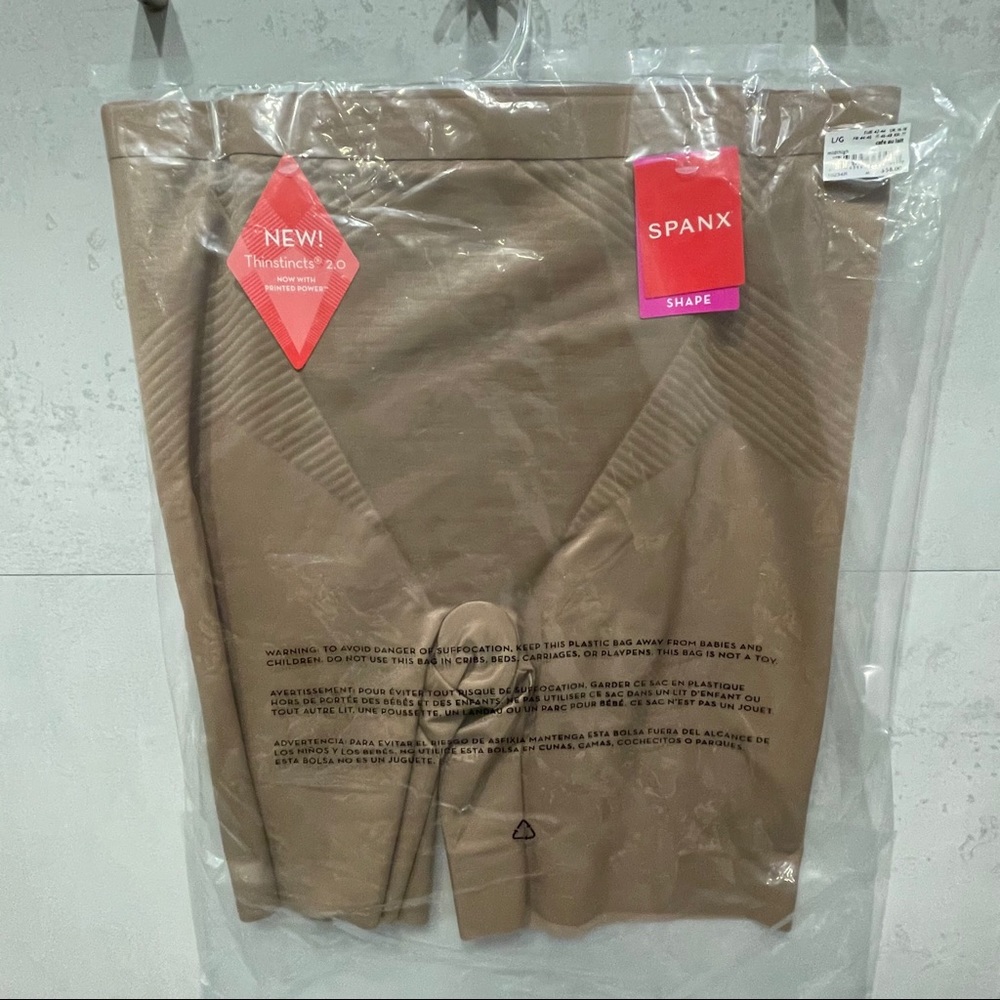 NWT SPANX Thinstincts 2.0 Midthigh shorts